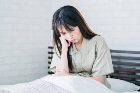 女性
