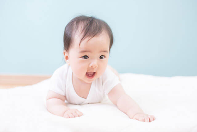 赤ちゃんの歯磨きはいつから始めるのが良い カトレア歯科 美容クリニックよくあるご質問 赤ちゃんの歯磨きはいつから始めるのが良い カトレア歯科 美容クリニックよくあるご質問